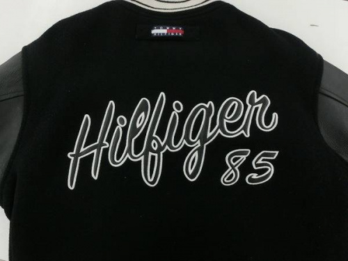 ジャケットのレザー