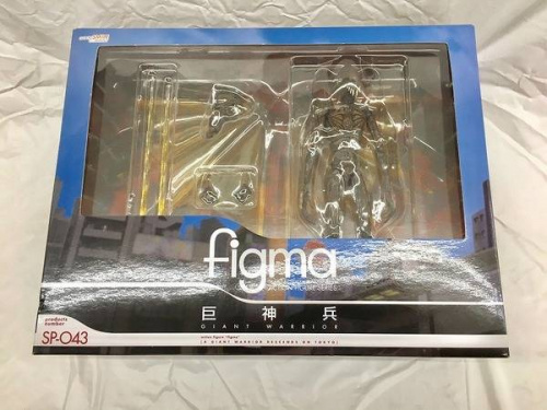 楽器・ホビー雑貨の巨神兵