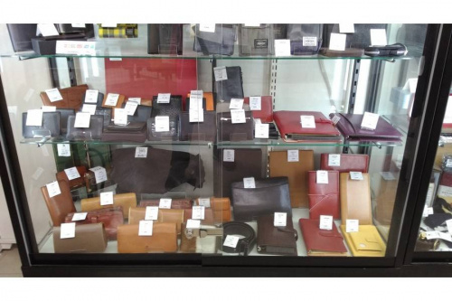 レザーのWOLVERINE