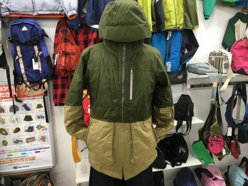 ダウンジャケット