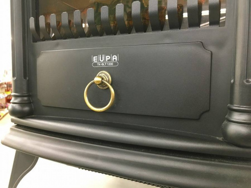 暖房のストーブ