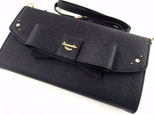 レディースファッションのバッグ