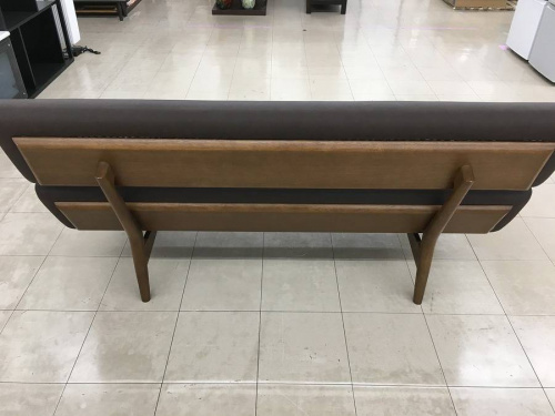 新生活のソファ