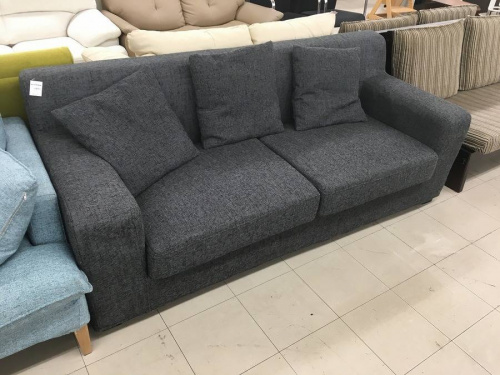 新生活のソファ