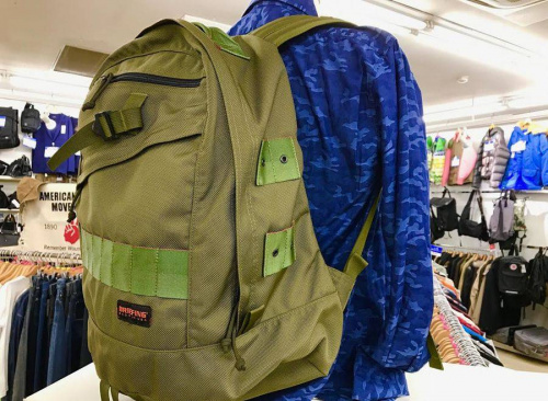 バッグのブリーフィング（BRIEFING）