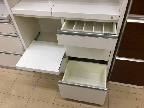 レンジボードのカップボード