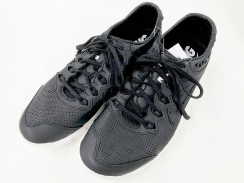 スニーカーのナイキ（NIKE）