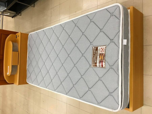 ベッドのニトリ