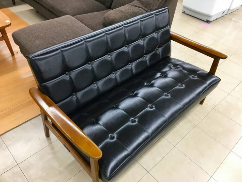 家具のカリモク60