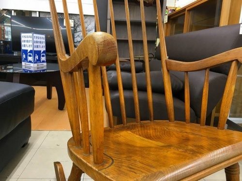 家具のロッキングチェア