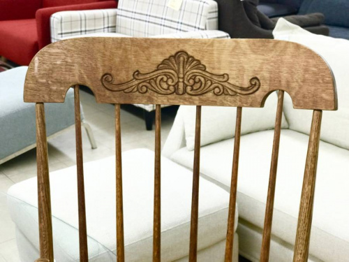 イスのキツツキ