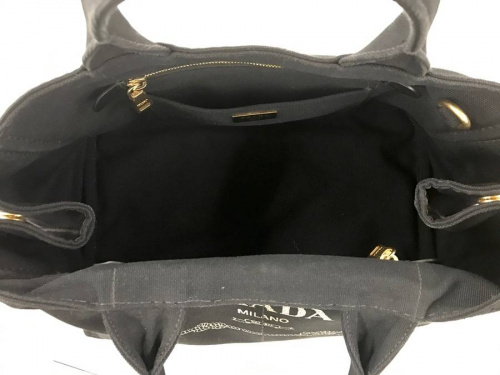 プラダ(PRADA)のブランド