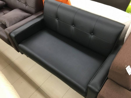 ソファーのイス