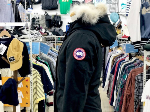 アウターのカナダグース