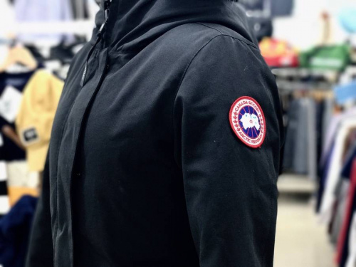 カナダグースのカナダグース（CANADA GOOSE）