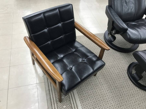 イスのカリモク