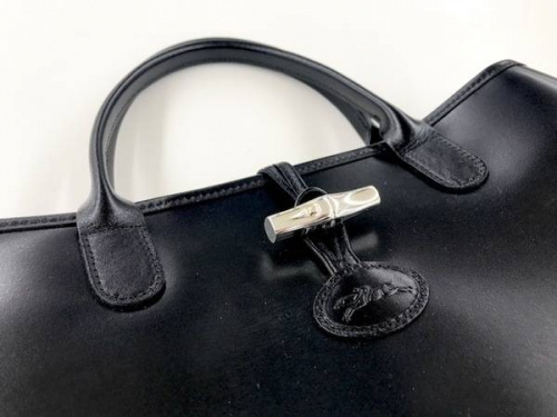 LONGCHAMPの牛久ブランド