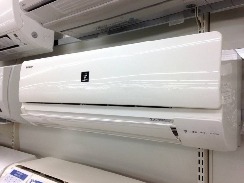 季節家電のエアコン