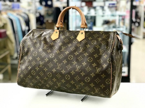 ブランド・ラグジュアリーのルイヴィトン（LOUIS VUITTON）