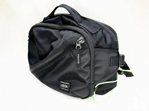 バッグのPORTER