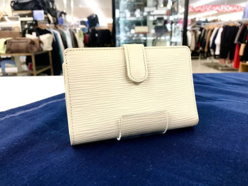 ブランド・ラグジュアリーのルイヴィトン(LOUIS VUITTON)