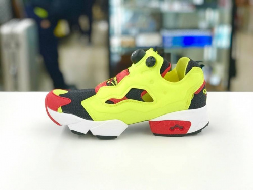 REEBOKのリーボック