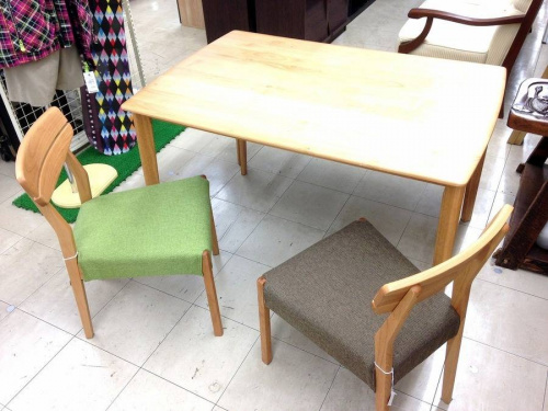 家具のダイニングセット