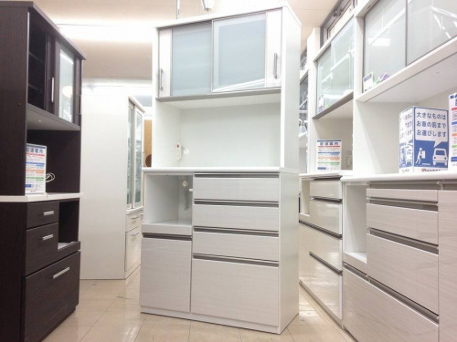 家具のカップボード・食器棚