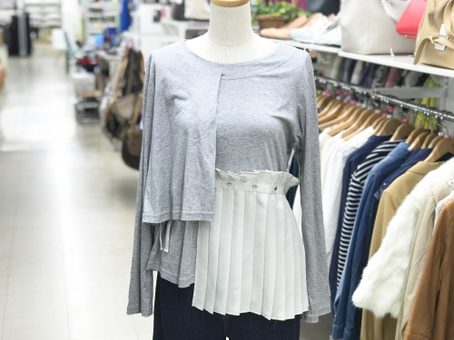春物のカットソー
