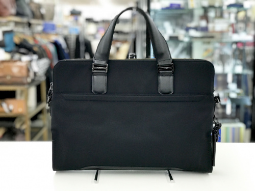 ビジネスバッグのTUMI