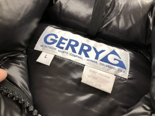 アウターのGERRY