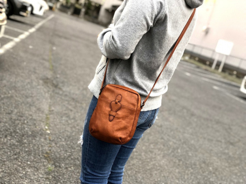 バッグ・財布のバッグ