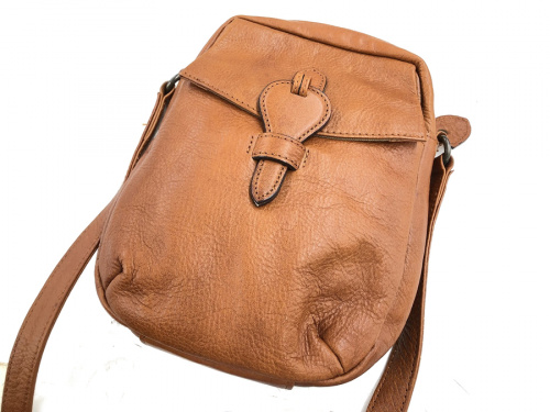 バッグのショルダーバッグ