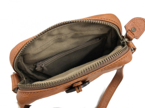 ショルダーバッグのDakota