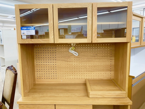 カップボード・食器棚のキッチンボード