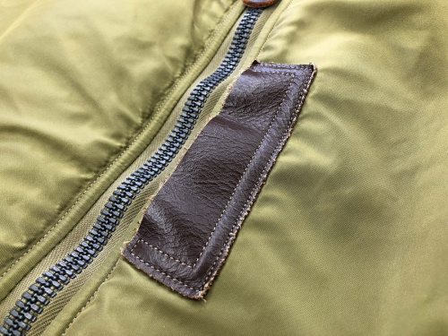 フライトジャケットのBUZZ RICKSONS