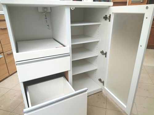 カップボード・食器棚のニトリ