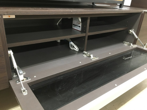 テレビボードのPamouna