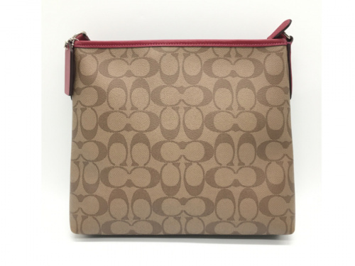 バッグのCOACH