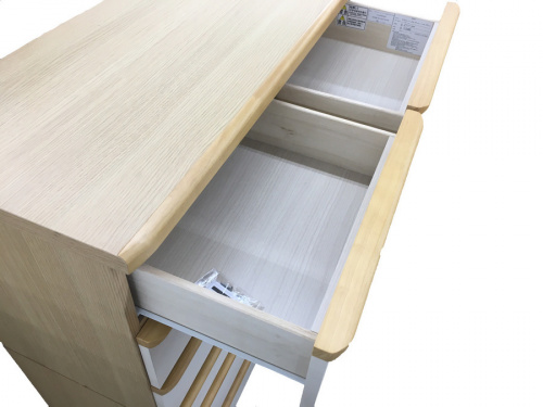 チェストのニトリ