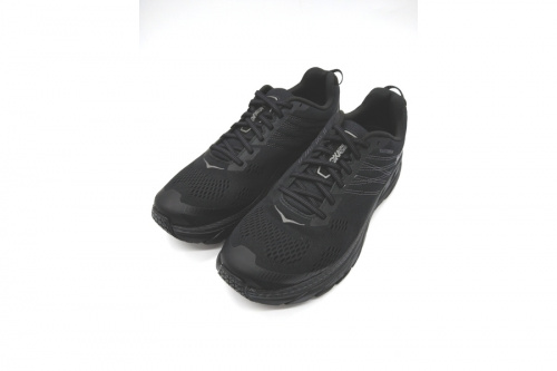 靴のスニーカー