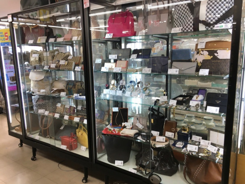 中古ブランドの牛久ブランド