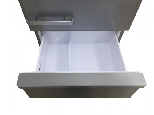 4ドア冷蔵庫のAQUA