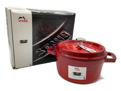 未使用品のSTAUB