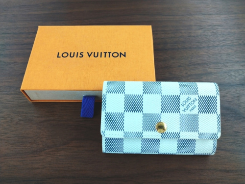 ブランド・ラグジュアリーの財布