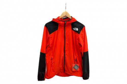 フーディのTHE NORTH FACE