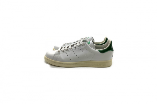 adidasのレディース