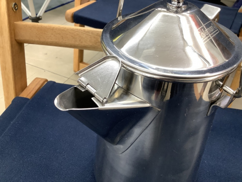 アウトドア雑貨のファイアープレイスケトル