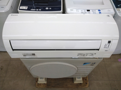 季節家電のエアコン