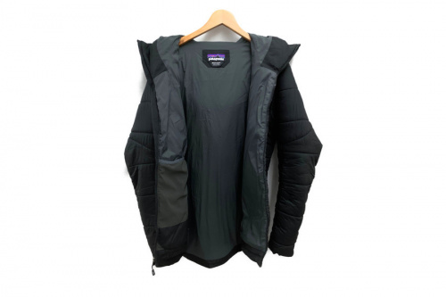 ハイパーパフフーディーのPatagonia